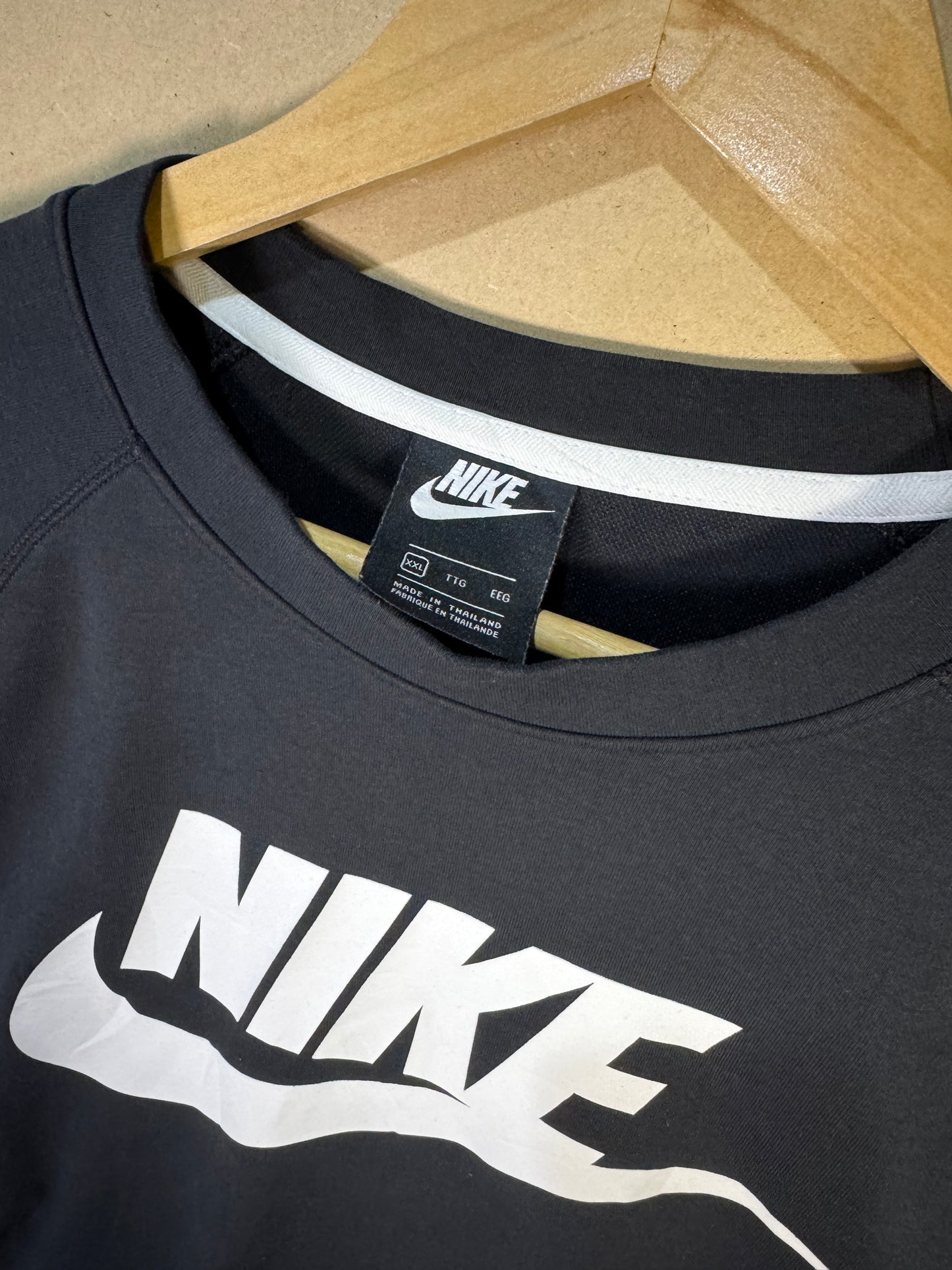NIKE Crewneck Sweatshirt Black (2XL - TTG)