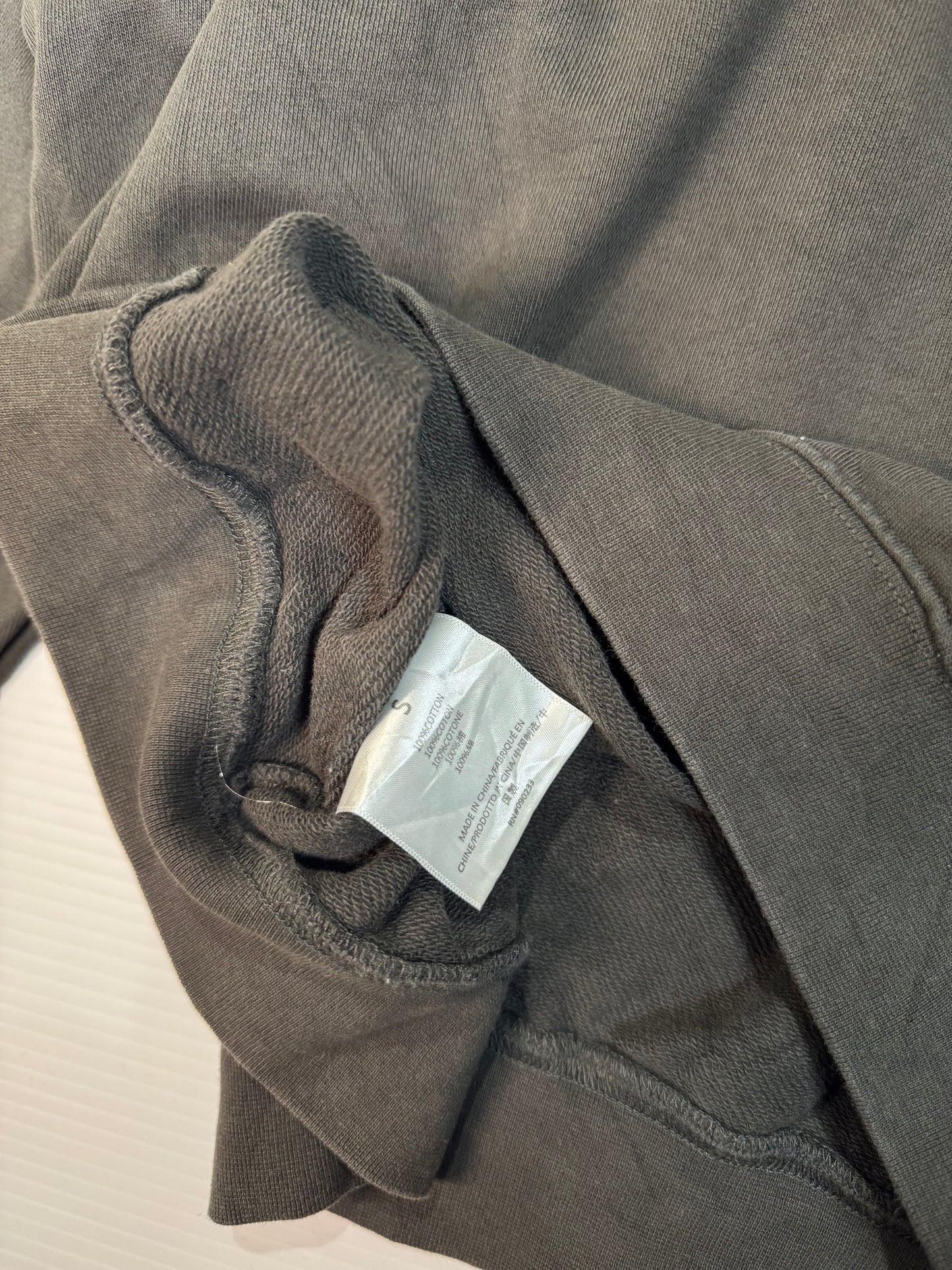 ESSENTIAL Sweatshirt Dark Grey (S)