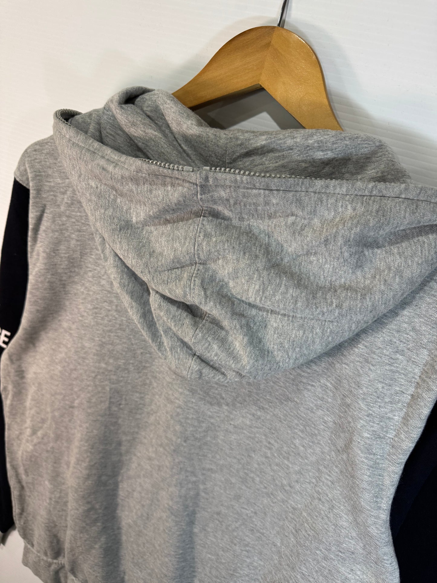 Cartoon Embroidered Zipup Hoodie Grey/Black (XL)