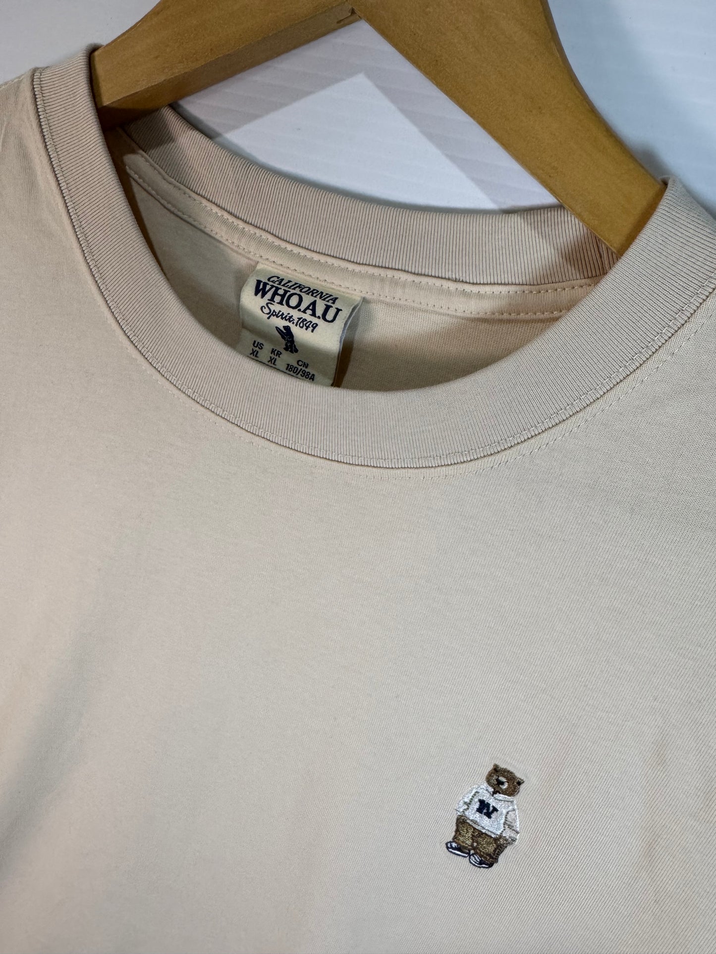 WHO.A.U Bear Tshirt Beige (XL)